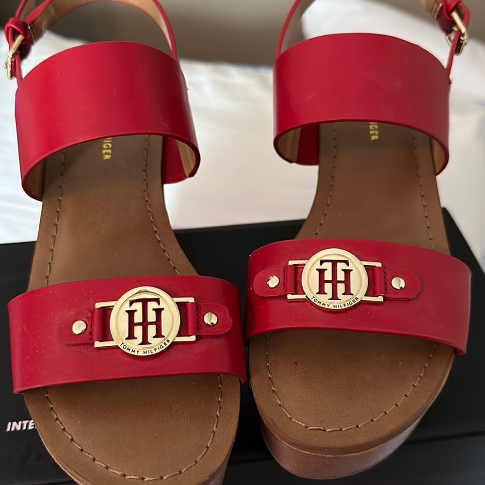 Red platform Tommy Hilfiger sandals, never worn